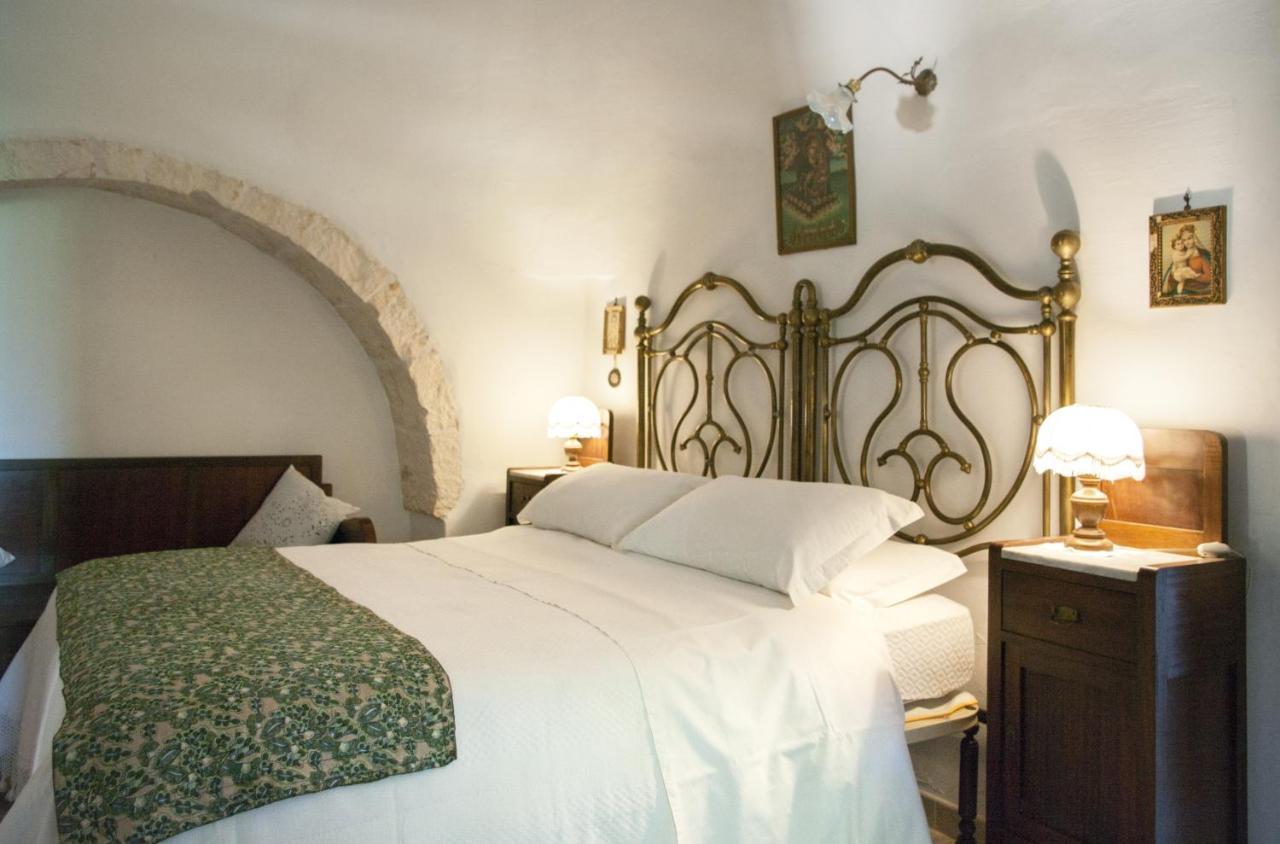 Trulli Sul Vignale In Masseria Santalachicca Martina Franca Exteriör bild